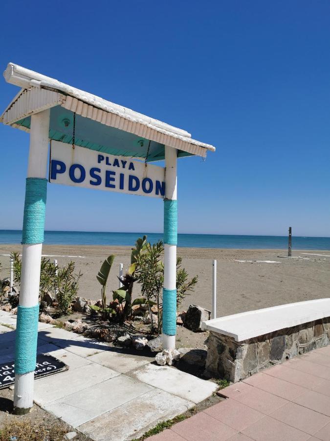 Lido Beachfront トレモリノス エクステリア 写真