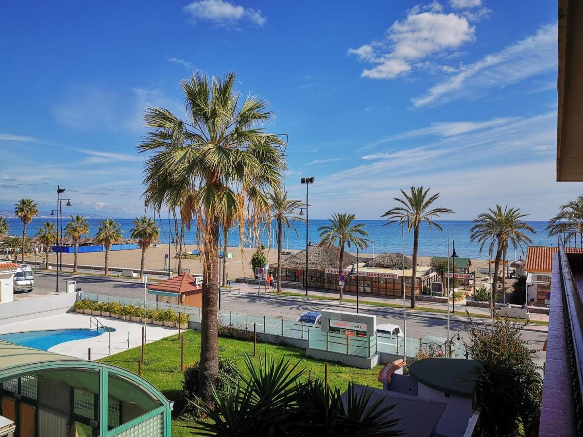 Lido Beachfront トレモリノス エクステリア 写真